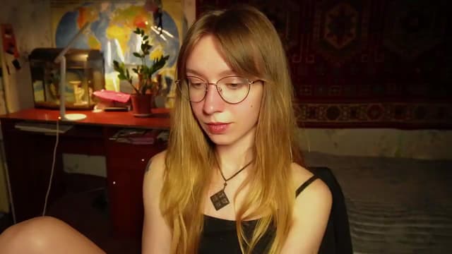 Gallery image thumbnail from Sia_A's myfreecams stream on, 08/02/2026, 24:25 image 12 of 20