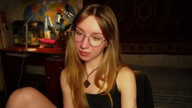Gallery image thumbnail from Sia_A's myfreecams stream on, 08/02/2026, 24:25 image 3 of 20