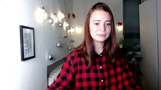 Gallery image thumbnail from Sia_X's myfreecams stream on, 12/01/2022, 12:51 image 16 of 20