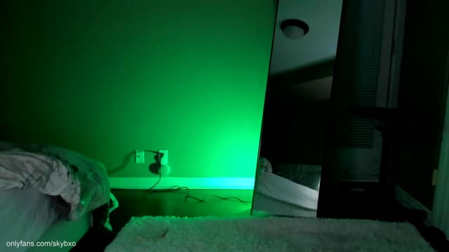 Gallery image thumbnail from SkyB_'s myfreecams stream on, 01/21/2023, 23:57 image 17 of 20