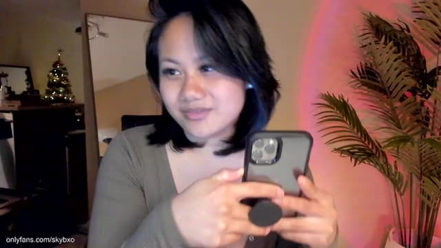 Gallery image thumbnail from SkyB_'s myfreecams stream on, 01/26/2023, 03:56 image 13 of 20
