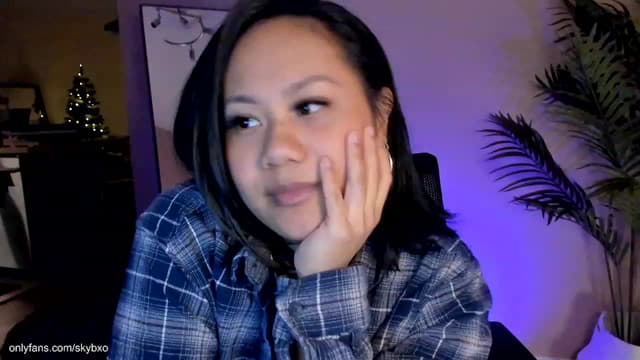 Gallery image thumbnail from SkyB_'s myfreecams stream on, 01/27/2023, 02:46 image 4 of 20