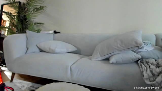 Gallery image thumbnail from SkyB_'s myfreecams stream on, 04/17/2023, 24:04 image 8 of 20