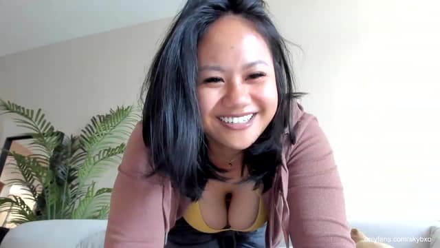 Gallery image thumbnail from SkyB_'s myfreecams stream on, 04/19/2023, 20:23 image 20 of 20
