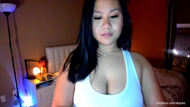 Gallery image thumbnail from SkyB_'s myfreecams stream on, 12/19/2023, 01:59 image 1 of 20