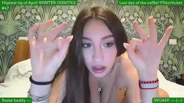 Gallery image thumbnail from SkyV_'s myfreecams stream on, 04/02/2023, 18:03 image 1 of 20
