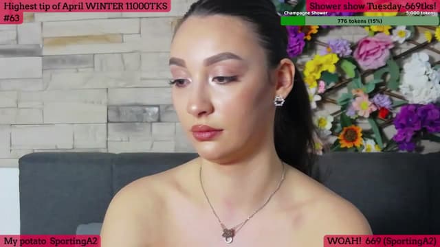 Gallery image thumbnail from SkyV_'s myfreecams stream on, 04/21/2023, 15:14 image 15 of 20
