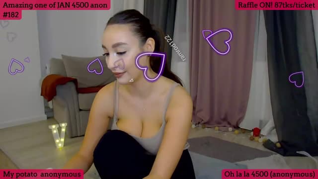 Gallery image thumbnail from SkyV_'s myfreecams stream on, 01/28/2024, 22:36 image 17 of 20
