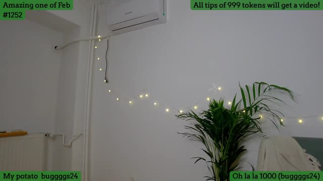 Gallery image thumbnail from SkyV_'s myfreecams stream on, 02/06/2024, 21:06 image 16 of 20