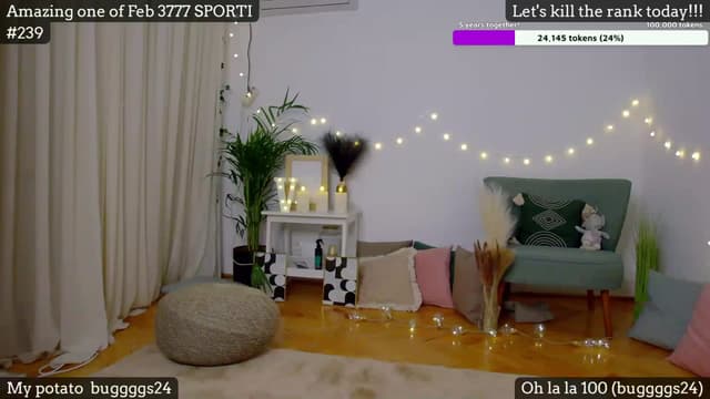 Gallery image thumbnail from SkyV_'s myfreecams stream on, 02/11/2024, 19:17 image 12 of 20