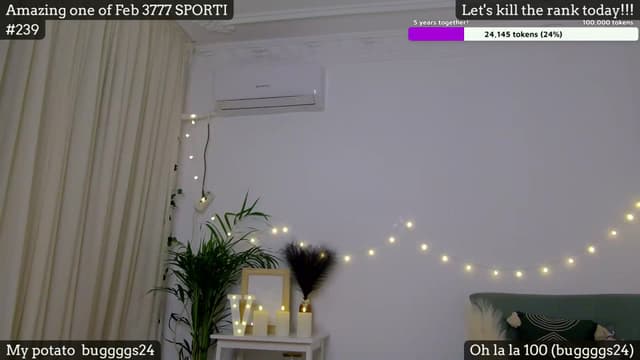 Gallery image thumbnail from SkyV_'s myfreecams stream on, 02/11/2024, 19:17 image 10 of 20