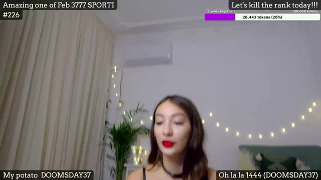 Gallery image thumbnail from SkyV_'s myfreecams stream on, 02/11/2024, 20:06 image 9 of 20