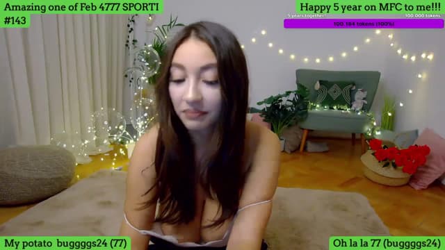 Gallery image thumbnail from SkyV_'s myfreecams stream on, 02/26/2024, 19:13 image 3 of 20