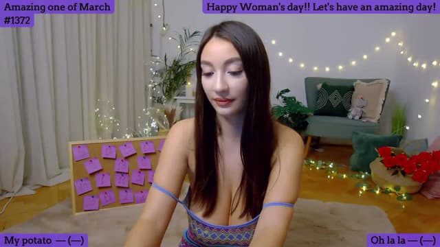 Gallery image thumbnail from SkyV_'s myfreecams stream on, 03/08/2024, 18:01 image 8 of 20