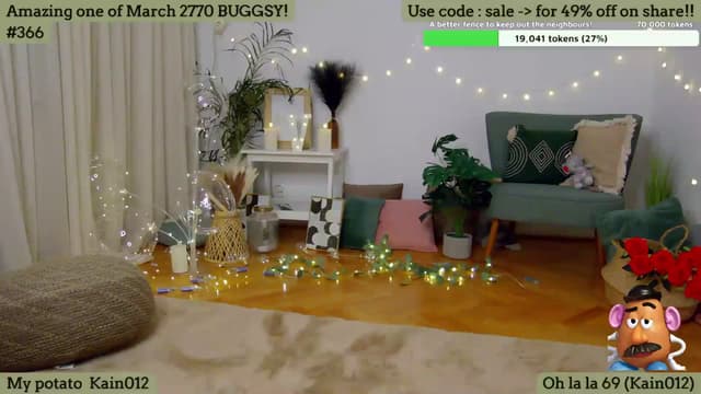 Gallery image thumbnail from SkyV_'s myfreecams stream on, 03/12/2024, 18:43 image 17 of 20