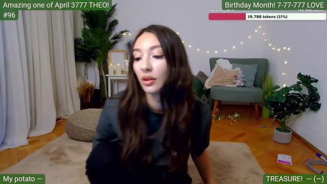 Gallery image thumbnail from SkyV_'s myfreecams stream on, 04/08/2024, 17:07 image 10 of 20