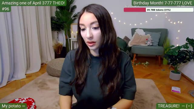 Gallery image thumbnail from SkyV_'s myfreecams stream on, 04/08/2024, 17:07 image 15 of 20