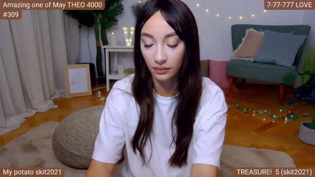 Gallery image thumbnail from SkyV_'s myfreecams stream on, 05/12/2024, 19:18 image 12 of 20