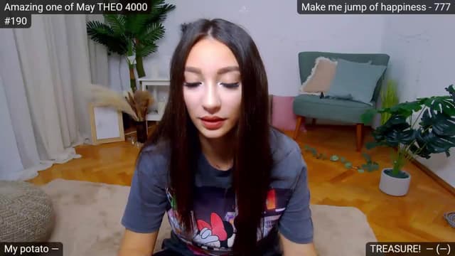 Gallery image thumbnail from SkyV_'s myfreecams stream on, 05/17/2024, 17:25 image 6 of 20