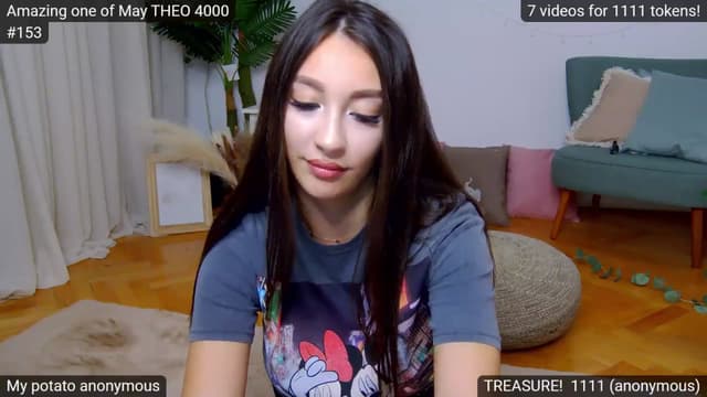 Gallery image thumbnail from SkyV_'s myfreecams stream on, 05/17/2024, 21:42 image 15 of 20