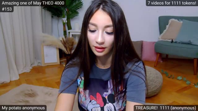 Gallery image thumbnail from SkyV_'s myfreecams stream on, 05/17/2024, 21:42 image 5 of 20