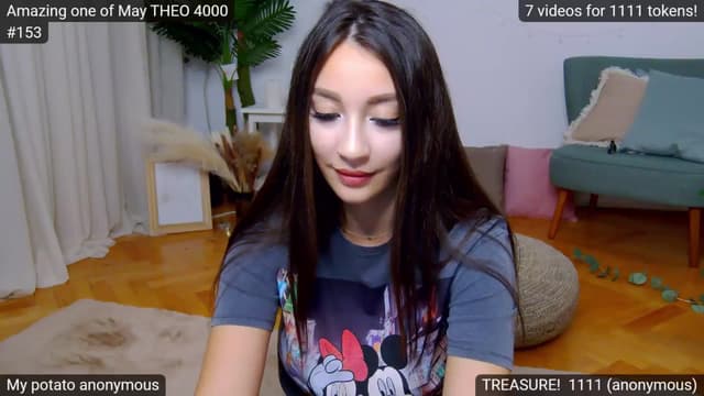 Gallery image thumbnail from SkyV_'s myfreecams stream on, 05/17/2024, 21:42 image 8 of 20
