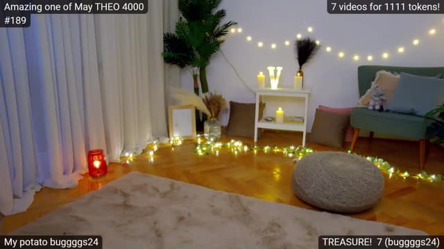 Gallery image thumbnail from SkyV_'s myfreecams stream on, 05/19/2024, 19:36 image 4 of 20
