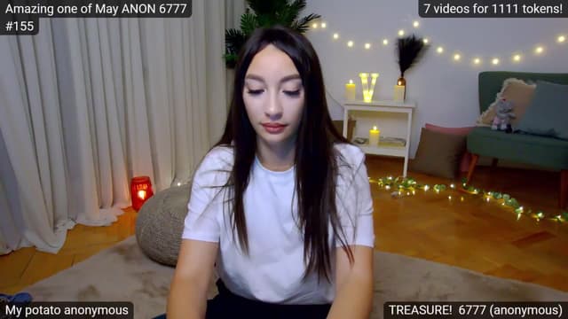 Gallery image thumbnail from SkyV_'s myfreecams stream on, 05/19/2024, 21:20 image 2 of 20