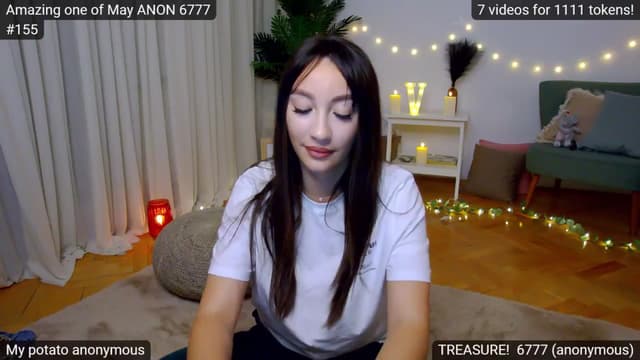 Gallery image thumbnail from SkyV_'s myfreecams stream on, 05/19/2024, 21:20 image 11 of 20