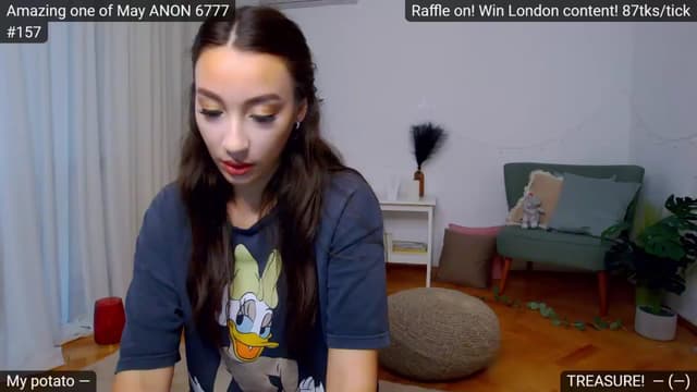 Gallery image thumbnail from SkyV_'s myfreecams stream on, 05/23/2024, 18:25 image 1 of 20