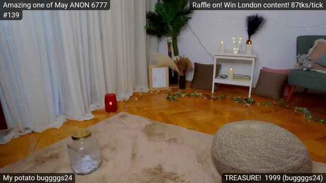 Gallery image thumbnail from SkyV_'s myfreecams stream on, 05/24/2024, 17:49 image 16 of 20