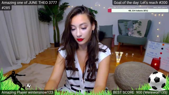 Gallery image thumbnail from SkyV_'s myfreecams stream on, 06/30/2024, 21:07 image 13 of 20