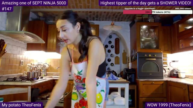 Gallery image thumbnail from SkyV_'s myfreecams stream on, 09/22/2024, 19:14 image 2 of 20