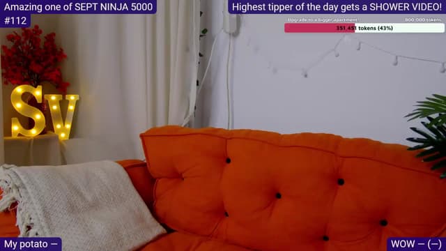 Gallery image thumbnail from SkyV_'s myfreecams stream on, 09/24/2024, 17:16 image 1 of 20