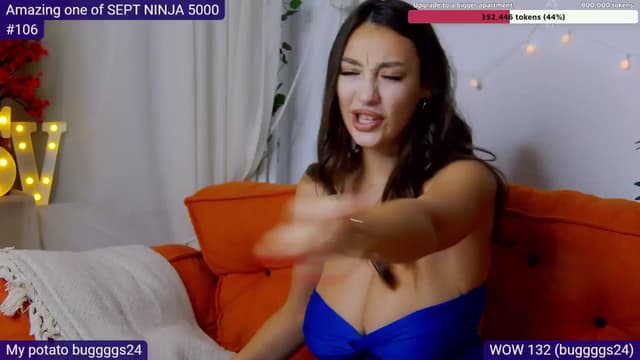 Gallery image thumbnail from SkyV_'s myfreecams stream on, 09/24/2024, 20:50 image 6 of 20