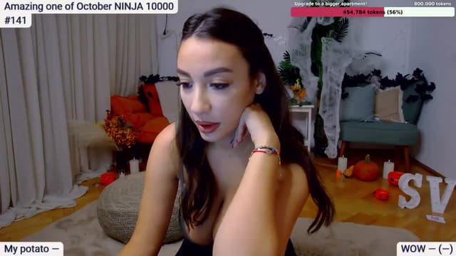 Gallery image thumbnail from SkyV_'s myfreecams stream on, 10/21/2024, 17:20 image 14 of 20