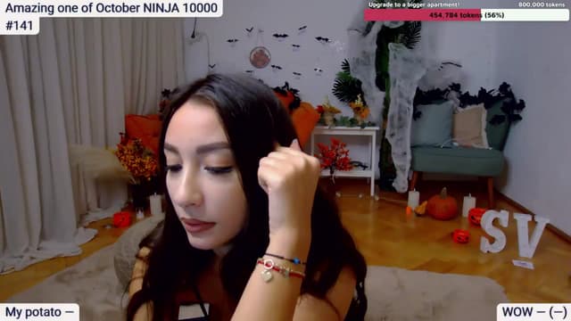 Gallery image thumbnail from SkyV_'s myfreecams stream on, 10/21/2024, 17:20 image 4 of 20