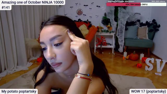 Gallery image thumbnail from SkyV_'s myfreecams stream on, 10/21/2024, 18:11 image 5 of 20