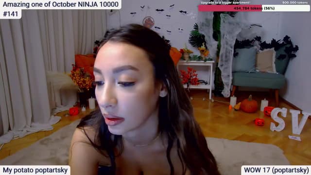 Gallery image thumbnail from SkyV_'s myfreecams stream on, 10/21/2024, 18:11 image 8 of 20
