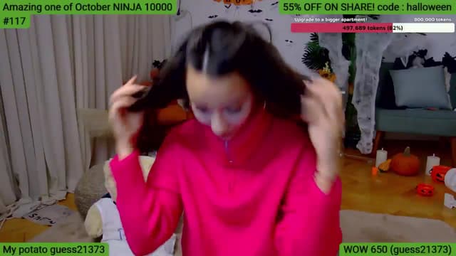 Gallery image thumbnail from SkyV_'s myfreecams stream on, 10/29/2024, 21:57 image 15 of 20