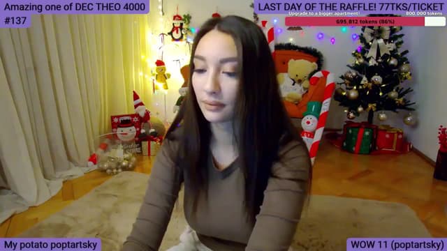 Gallery image thumbnail from SkyV_'s myfreecams stream on, 12/16/2024, 18:57 image 13 of 20