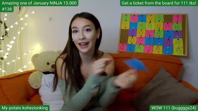 Gallery image thumbnail from SkyV_'s myfreecams stream on, 01/24/2025, 19:20 image 8 of 20