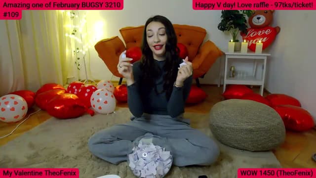 Gallery image thumbnail from SkyV_'s myfreecams stream on, 02/14/2025, 23:22 image 8 of 20
