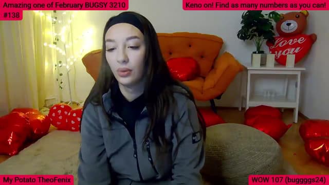 Gallery image thumbnail from SkyV_'s myfreecams stream on, 02/18/2025, 22:21 image 19 of 20