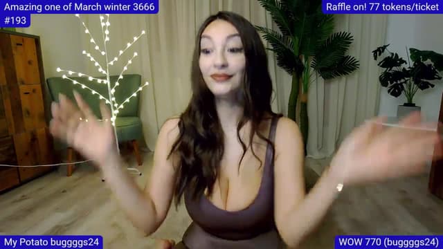 Gallery image thumbnail from SkyV_'s myfreecams stream on, 03/21/2025, 19:19 image 9 of 20