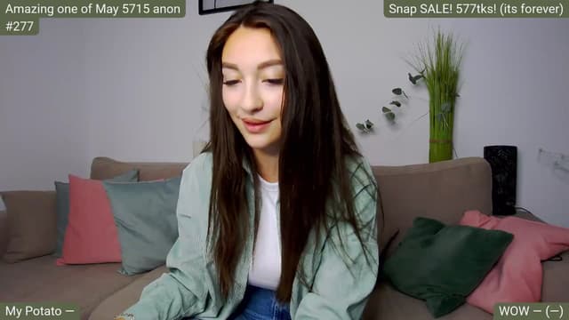 Gallery image thumbnail from SkyV_'s myfreecams stream on, 05/14/2025, 19:46 image 2 of 20