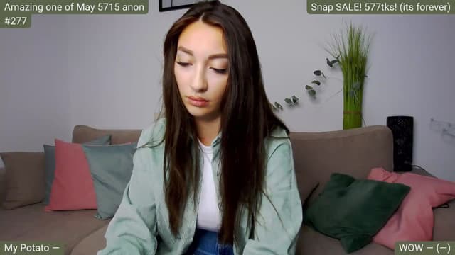 Gallery image thumbnail from SkyV_'s myfreecams stream on, 05/14/2025, 19:46 image 4 of 20