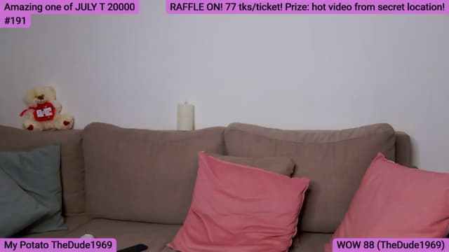 Gallery image thumbnail from SkyV_'s myfreecams stream on, 07/31/2026, 05:53 image 9 of 20