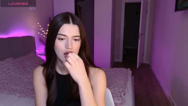 Gallery image thumbnail from Sonyx's myfreecams stream on, 01/18/2025, 20:22 image 13 of 20