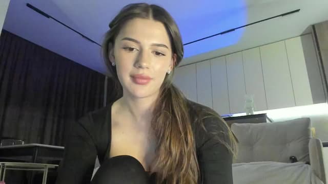 Gallery image thumbnail from Sonyx's myfreecams stream on, 03/17/2025, 17:43 image 18 of 20